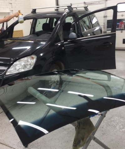 Установка автомобильных стекол